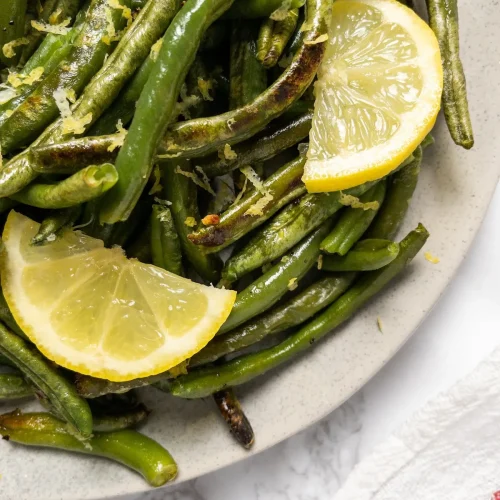 Roasted FrozenFrench green beans recipe with lemon and garlic.